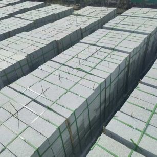 上海 芝麻白1.8公分火烧300*600地铺，清仓大甩卖