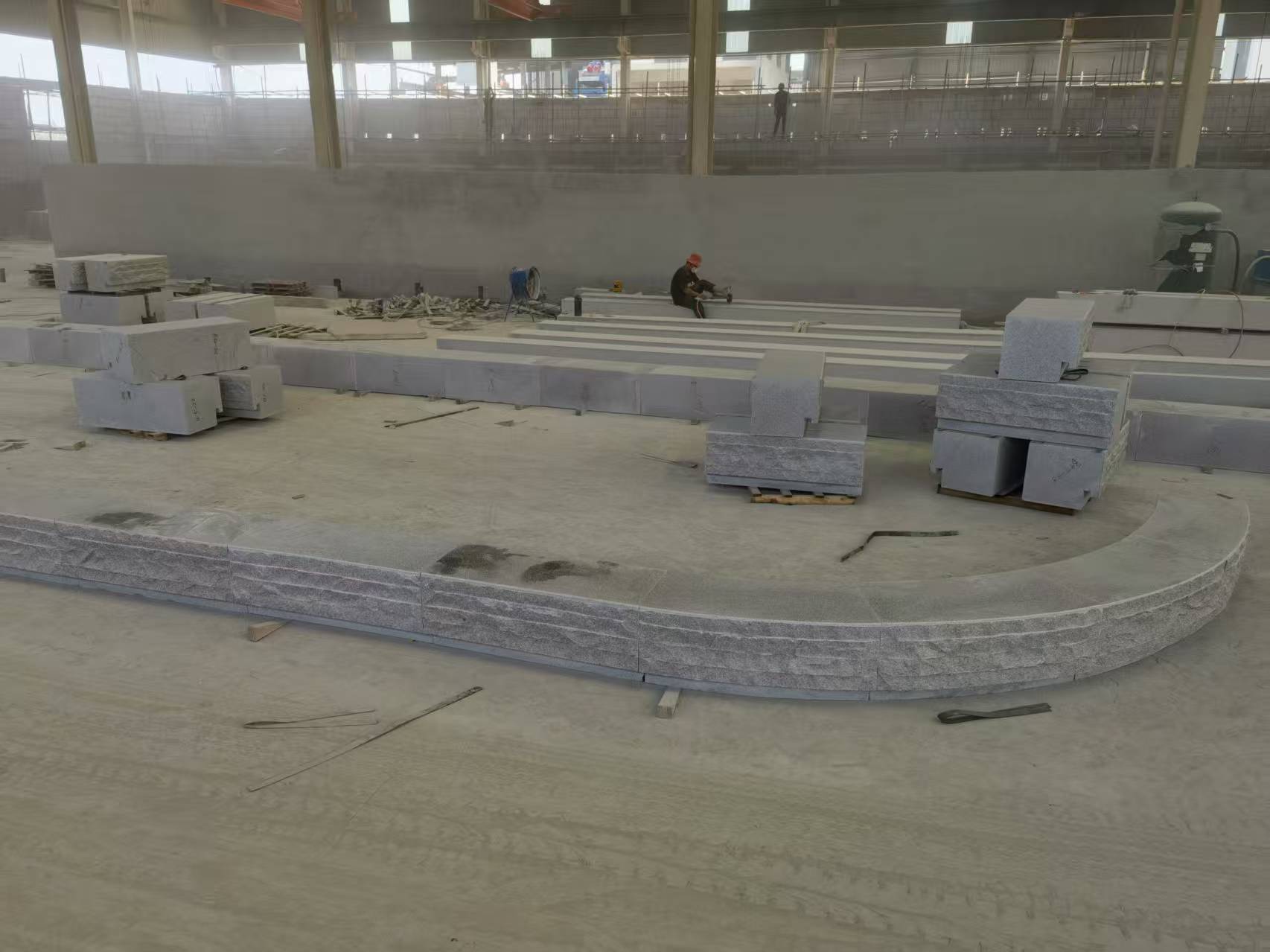 上海 芝麻白整石坐凳（光面+自然面）