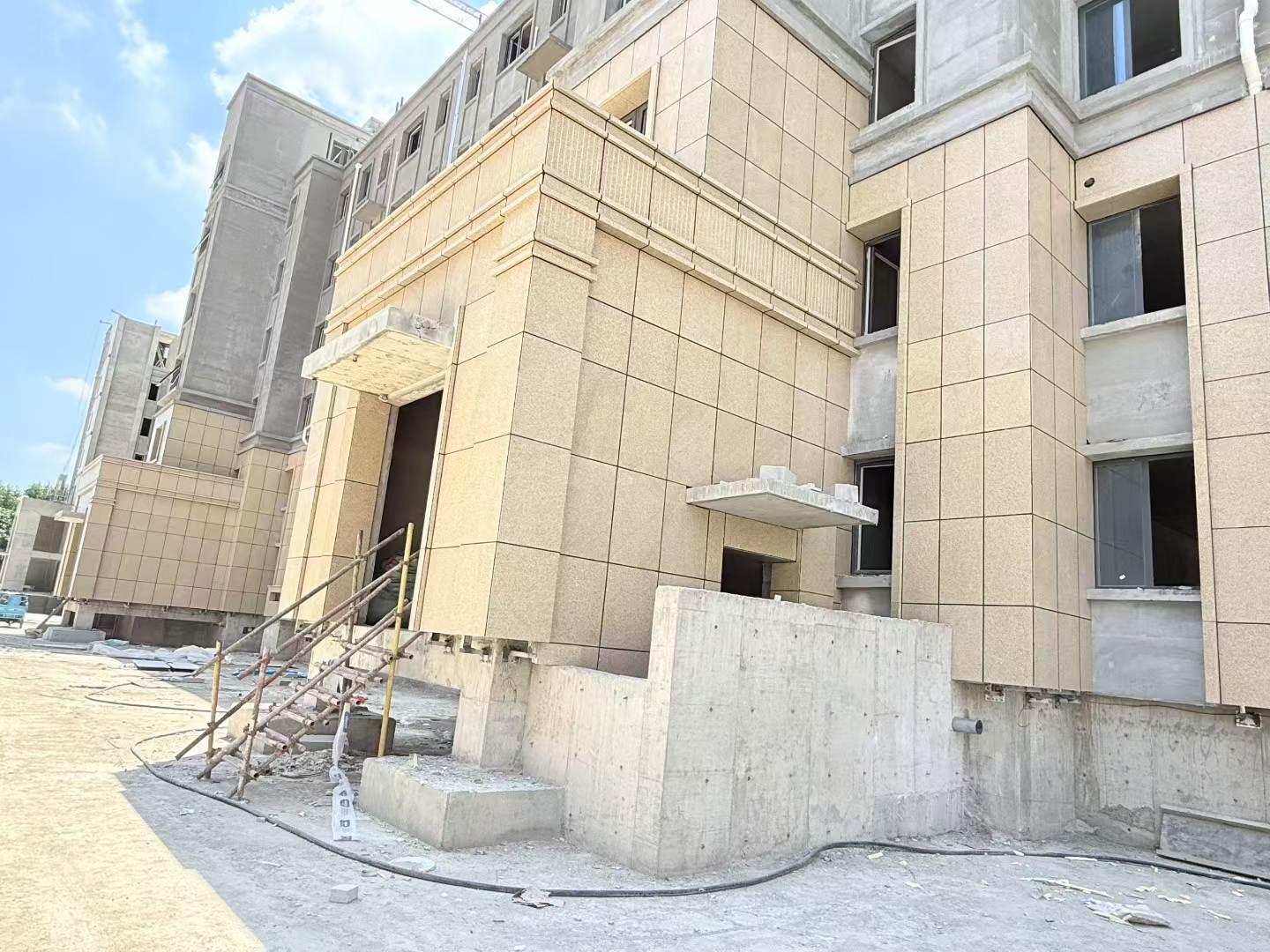 上海 黄金麻干挂，工地实拍