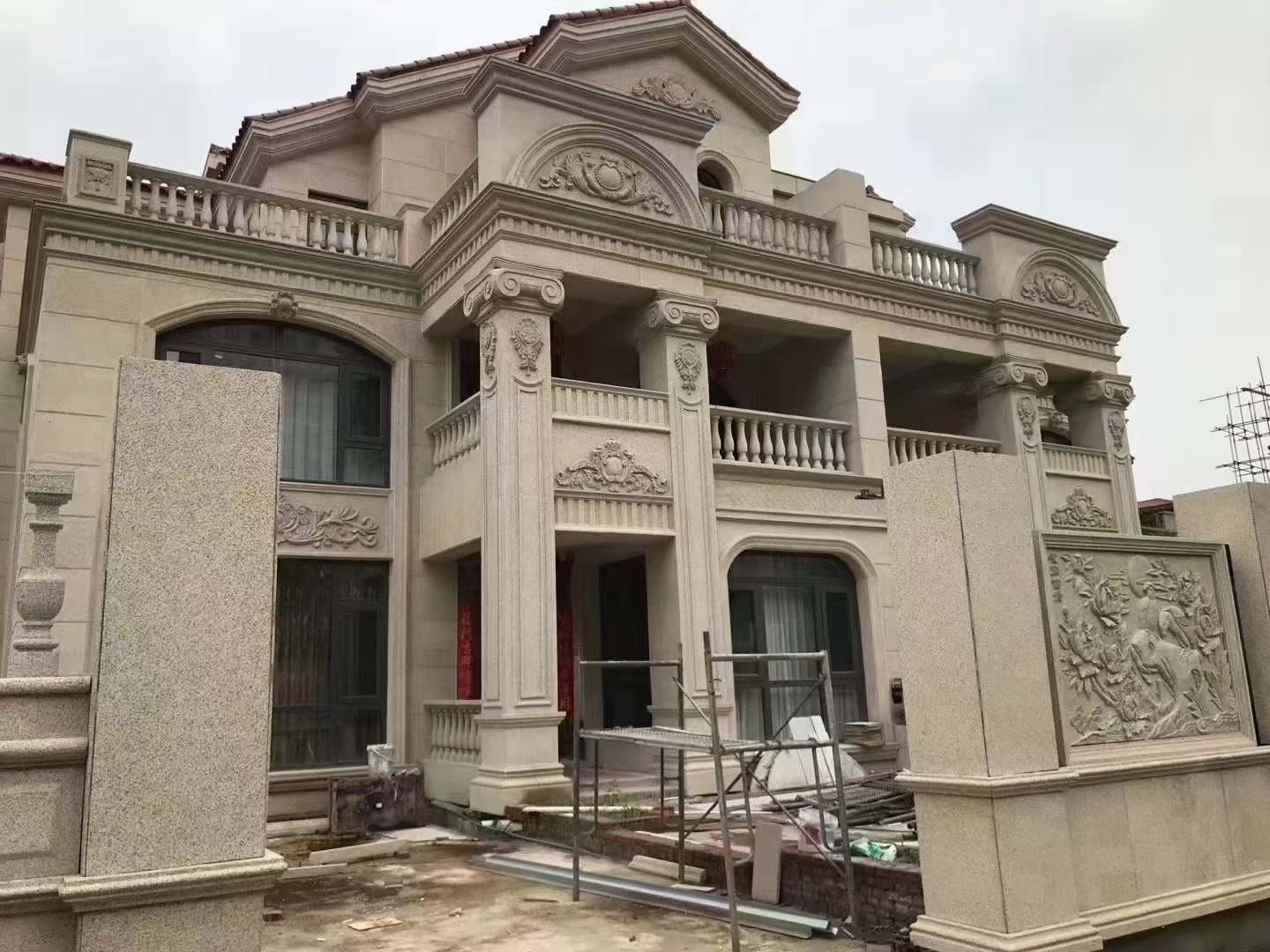 上海黄金麻别墅外墙安装效果
